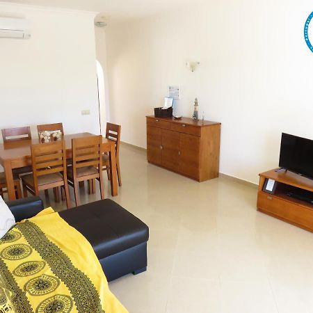 Apartamento T1 Com Vista Mar Perto Da Praia N.ª Sra. Da Rocha Porches  Exterior photo