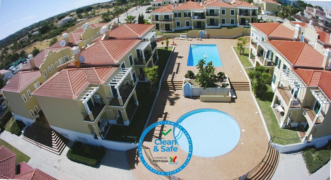 Apartamento T1 Com Vista Mar Perto Da Praia N.ª Sra. Da Rocha Porches  Exterior photo